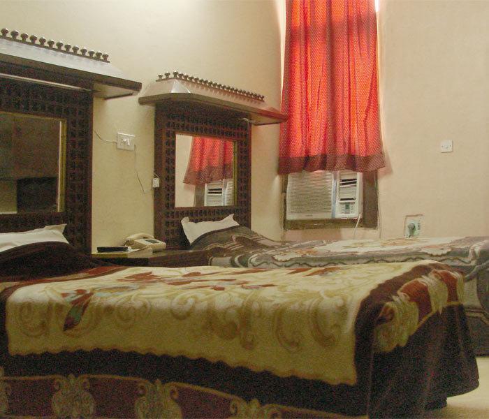 Hotel Krishna Palace New Delhi Экстерьер фото